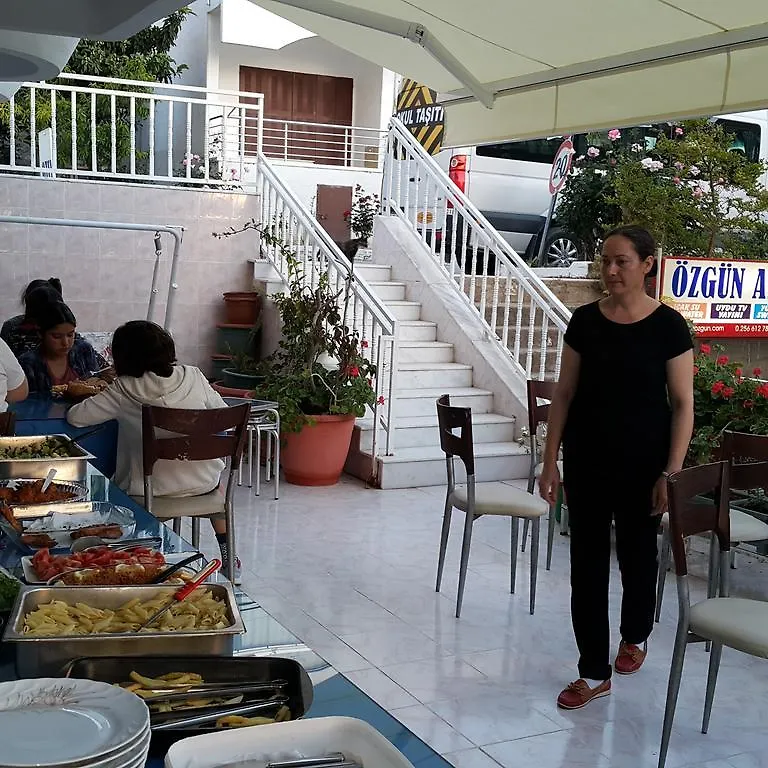 Ozgun Apart Hotel Kusadasi
