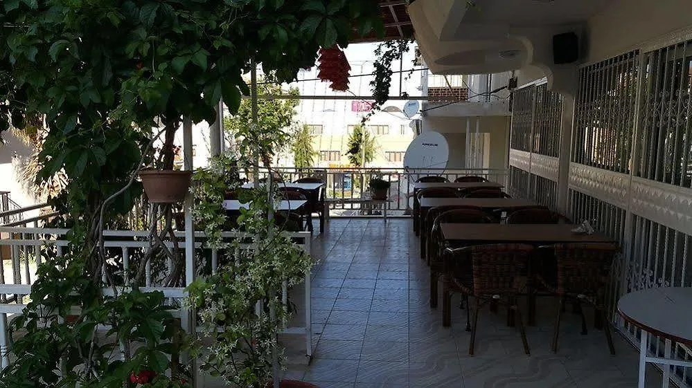 كوشاداسيه Ozgun Apart Hotel 3*,